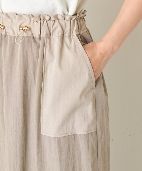 Jena espace merveilleux(ジェナ エスパスメルヴェイユ)の「異素材ドロストIラインスカート(スカート・レディース・ブラック/ブラウン/ベージュ・FREE)」の5枚目の写真