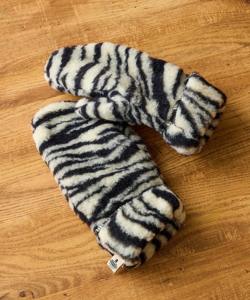 COLD BREAKER（コールドブレーカー）の「【COLDBREAKER】指あき ボアミトングローブ FM-SLIT（手袋・レディース・オフホワイト/ブルー/グレー/ブラウン/その他1/その他2・FREE）」の7枚目の写真