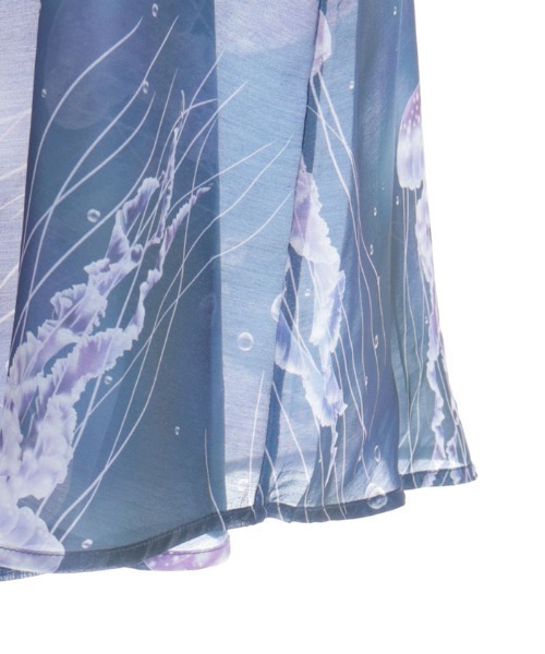 axes femme POETIQUE（アクシーズファムポエティック）の「揺蕩う海月