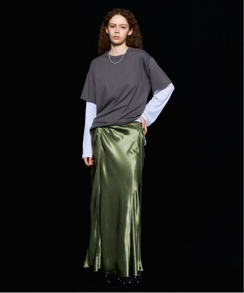 MAISON SPECIAL（メゾンスペシャル）の「Ribbon Satin Mermaid Skirt/リボンサテンマーメイドスカート（スカート・レディース・カーキ/ピンク/ブラック・36/38）」の4枚目の写真