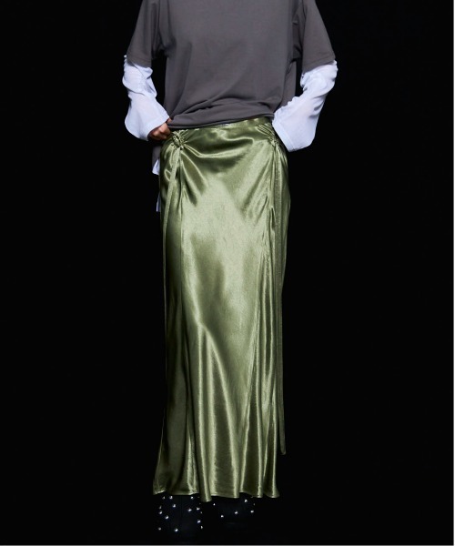 MAISON SPECIAL（メゾンスペシャル）の「Ribbon Satin Mermaid Skirt/リボンサテンマーメイドスカート（スカート・レディース・カーキ/ピンク/ブラック・36/38）」の9枚目の写真