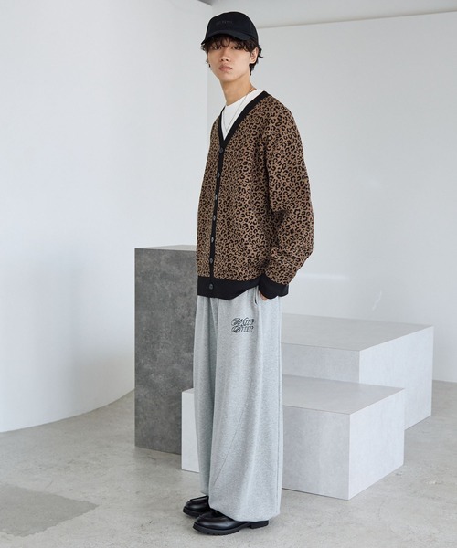 PBLIM（ページボーイリム）の「《UNISEX》レオパード柄カーディガン（カーディガン/ボレロ・レディース・チャコールグレー/ブラウン/ネイビー・SMALL/MEDIUM）」の21枚目の写真