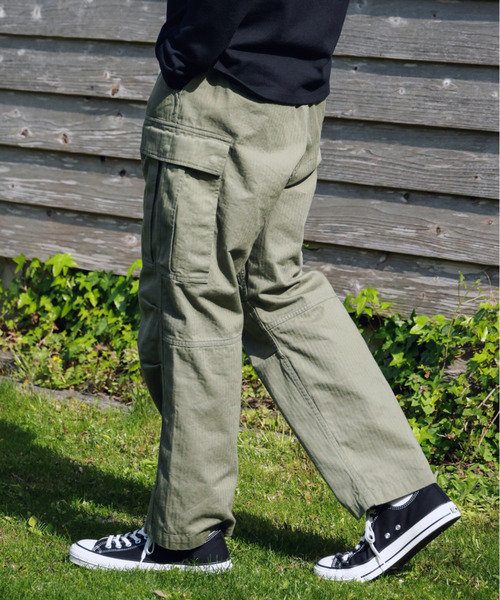 MR.OLIVE（ミスターオリーブ）の「MR.OLIVE ミスターオリーブ / US NAVY HERRINGBONE M-65 FIELD CARGO PANTS スレン染めヘリンボーンコットンフィールドカーゴパンツ / M253117（カーゴパンツ・メンズ・グリーン・SMALL/MEDIUM/LARGE）」の5枚目の写真