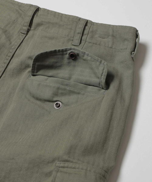 MR.OLIVE（ミスターオリーブ）の「MR.OLIVE ミスターオリーブ / US NAVY HERRINGBONE M-65 FIELD CARGO PANTS スレン染めヘリンボーンコットンフィールドカーゴパンツ / M253117（カーゴパンツ・メンズ・グリーン・SMALL/MEDIUM/LARGE）」の11枚目の写真