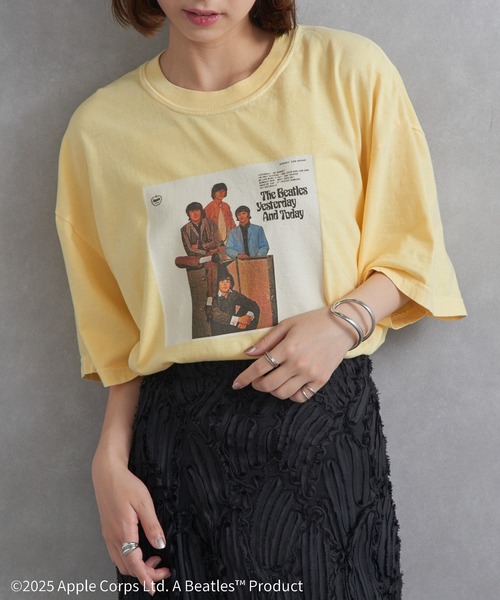 The Beatles(ザビートルズ)の「【THE FINAL VIEW】The Beatles / ビートルズ ピグメント プリントTシャツ(Tシャツ/カットソー・レディース・ホワイト/イエロー/ブラック・XL/L/M)」の3枚目の写真
