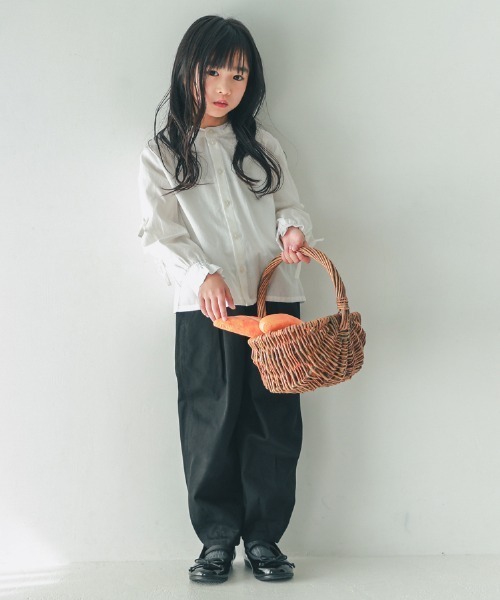NHT(エヌエイチティー)の「NHT/エヌエイチティー リボン ボックスシャツ(シャツ/ブラウス・キッズ・ブラック/オフホワイト・120cm/130cm/140cm/150cm/160cm/110cm)」の5枚目の写真