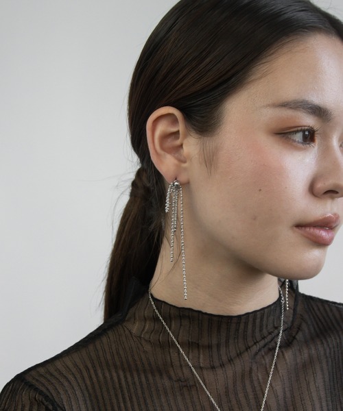abaskdesign(アバスクデザイン)の「金属アレルギー対応 ボールチェーンリボンロングピアス(ピアス(両耳用)・レディース・ゴールド/シルバー・FREE)」の7枚目の写真