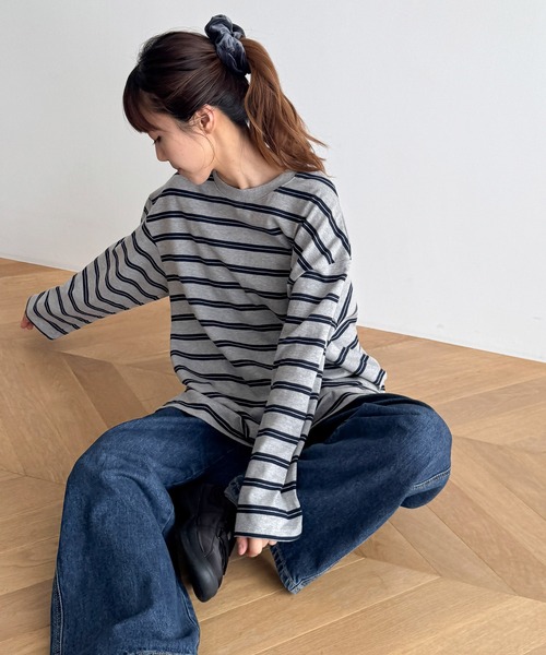 CANAL JEAN（キャナルジーン）の「El mar　ボーダーオーバーロングTシャツ（Tシャツ/カットソー・レディース・ブルー/グレー・ONE SIZE）」の2枚目の写真