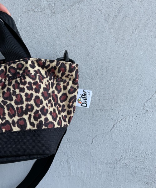 Drifter（ドリフター）の「[Drifter/ドリフター] 2WAY ワイドトートバッグ（ショルダーバッグ・レディース・ブラック/ゼブラ/レオパード・ONE SIZE）」の5枚目の写真