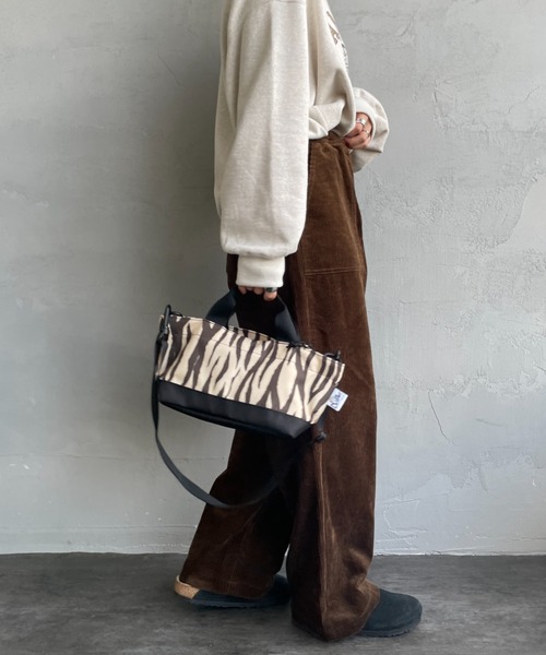 Drifter（ドリフター）の「[Drifter/ドリフター] 2WAY ワイドトートバッグ（ショルダーバッグ・レディース・ブラック/ゼブラ/レオパード・ONE SIZE）」の12枚目の写真