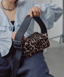 yae | Square bag / スクエアバッグ(ショルダーバッグ)
