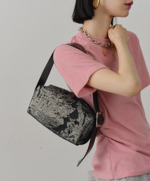 yae（ヤエ）の「Square bag / スクエアバッグ（ショルダーバッグ）」