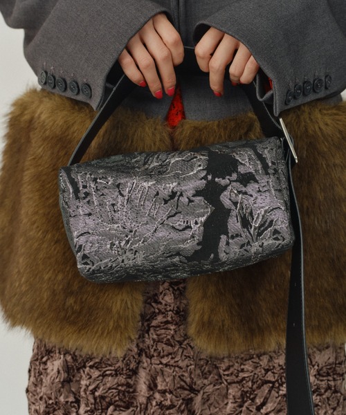 Square bag / スクエアバッグ（ショルダーバッグ）｜yae（ヤエ）の