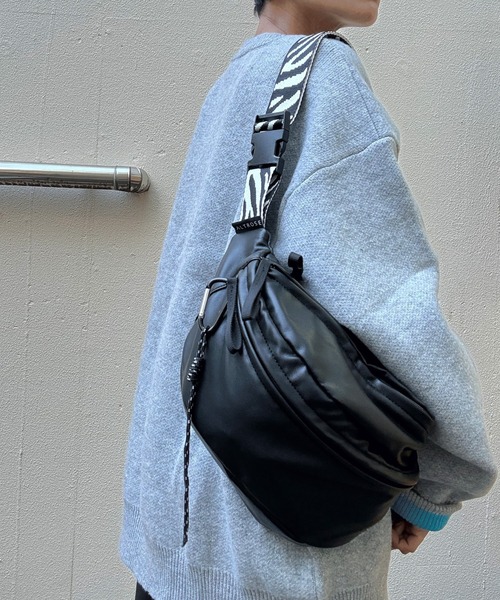 セール】アニマルテープボディバッグ（ボディバッグ/ウエスト