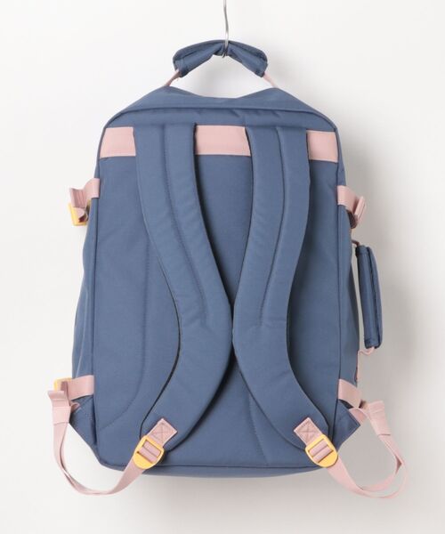 CABINZERO(キャビンゼロ)の「【CABINZERO/キャビンゼロ】 CLASSIC 36L SHIBORI BLUE(バックパック/リュック・メンズ・その他1・FREE)」の2枚目の写真