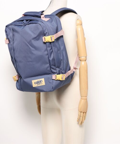 CABINZERO(キャビンゼロ)の「【CABINZERO/キャビンゼロ】 CLASSIC 36L SHIBORI BLUE(バックパック/リュック・メンズ・その他1・FREE)」の5枚目の写真