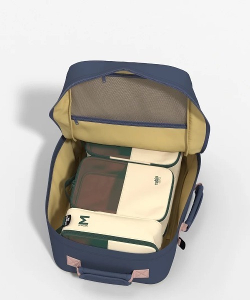 CABINZERO(キャビンゼロ)の「【CABINZERO/キャビンゼロ】 CLASSIC 36L SHIBORI BLUE(バックパック/リュック・メンズ・その他1・FREE)」の7枚目の写真