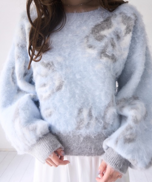 mellowneon（メロウネオン）の「ローズニュアンスデザインニット（ニット/セーター・レディース・ベージュ/サックスブルー・FREE）」の5枚目の写真