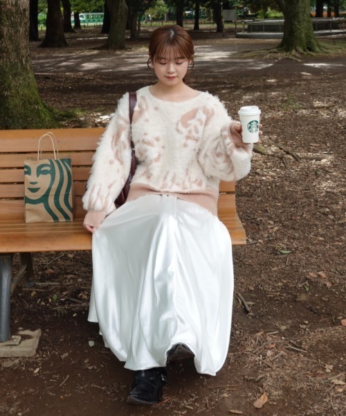 mellowneon（メロウネオン）の「ローズニュアンスデザインニット（ニット/セーター・レディース・ベージュ/サックスブルー・FREE）」の20枚目の写真