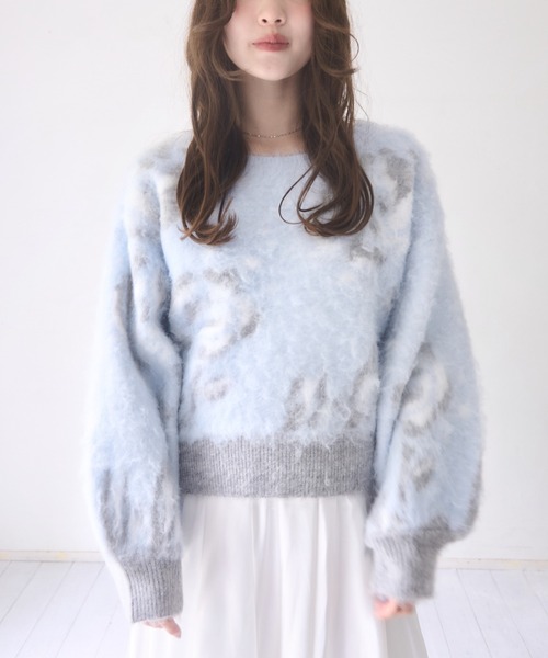 mellowneon（メロウネオン）の「ローズニュアンスデザインニット（ニット/セーター・レディース・ベージュ/サックスブルー・FREE）」の8枚目の写真