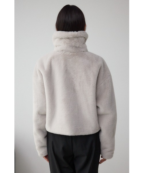 AZUL by moussy（アズールバイマウジー）の「スタンド2WAYファーショートコート（ブルゾン・レディース・アイボリー/ブラック/グレー/ブラウン系その他・SMALL/MEDIUM）」の14枚目の写真