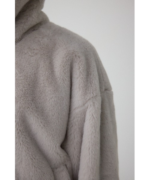 AZUL by moussy（アズールバイマウジー）の「スタンド2WAYファーショートコート（ブルゾン・レディース・アイボリー/ブラック/グレー/ブラウン系その他・SMALL/MEDIUM）」の16枚目の写真