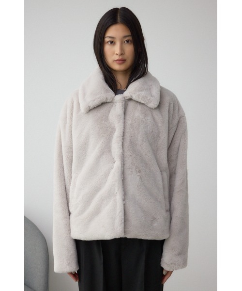 AZUL by moussy（アズールバイマウジー）の「スタンド2WAYファーショートコート（ブルゾン・レディース・アイボリー/ブラック/グレー/ブラウン系その他・SMALL/MEDIUM）」の22枚目の写真