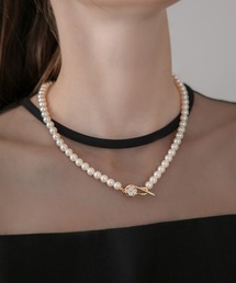 Leja（レジャ）の「【LEJA】エレガントフラワーパールネックレス結婚式 パーティー 成人式 二次会 同窓会 お呼ばれ オケージョン 20代 30代（ネックレス）」