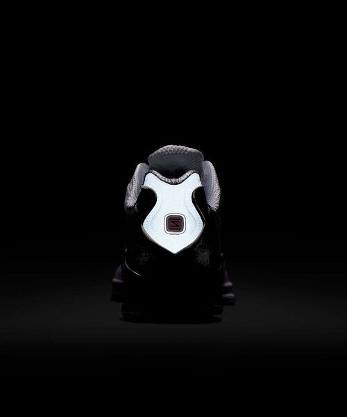 NIKE（ナイキ）の「ナイキ ショックス TL メンズシューズ / Nike Shox TL Men's Shoes AV3595-100 White（スニーカー・メンズ・ホワイト・30/29.5/24.5/29/28.5/28/27/26.5/26/25/25.5/27.5/24）」の12枚目の写真