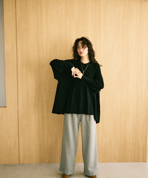 Lutim by u(ルチバイユー)の「Peplum knit volume top / ペプラムニットボリュームトップス(ニット/セーター・レディース・チャコールグレー/ナチュラル/ブラック・FREE)」の13枚目の写真