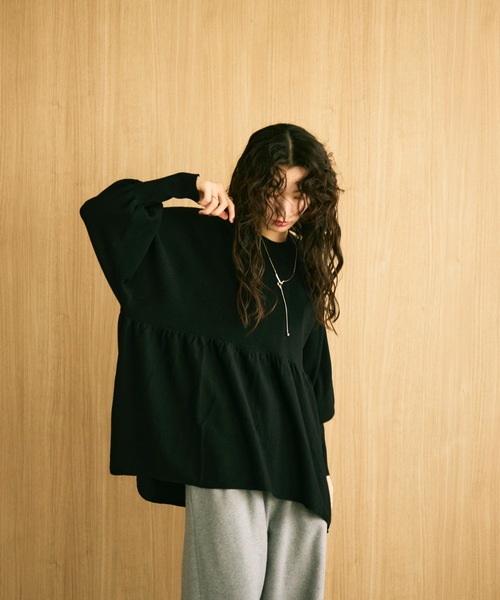 Lutim by u(ルチバイユー)の「Peplum knit volume top / ペプラムニットボリュームトップス(ニット/セーター・レディース・チャコールグレー/ナチュラル/ブラック・FREE)」の10枚目の写真