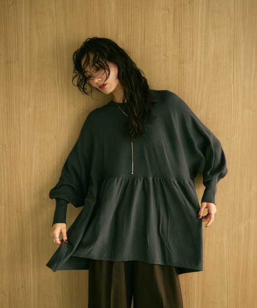 Lutim by u(ルチバイユー)の「Peplum knit volume top / ペプラムニットボリュームトップス(ニット/セーター・レディース・チャコールグレー/ナチュラル/ブラック・FREE)」の15枚目の写真