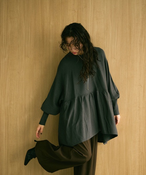 Lutim by u(ルチバイユー)の「Peplum knit volume top / ペプラムニットボリュームトップス(ニット/セーター・レディース・チャコールグレー/ナチュラル/ブラック・FREE)」の22枚目の写真
