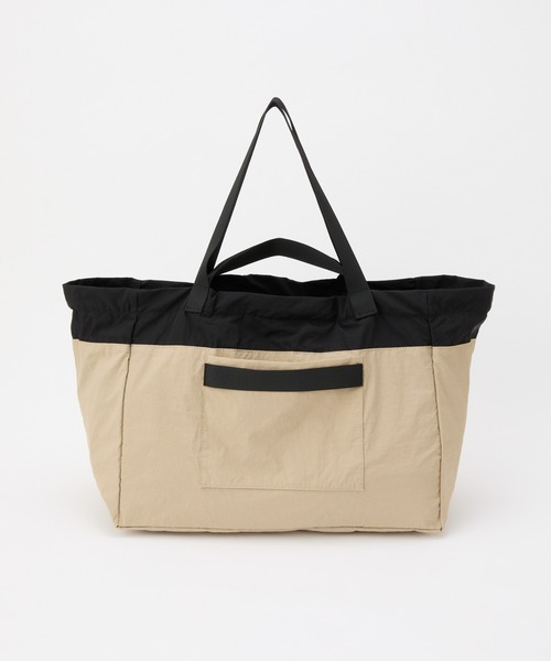 COLONY 2139（コロニートゥーワンスリーナイン）の「超軽量290g 撥水ポケッタブルラージトートバッグ（トートバッグ・メンズ・ベージュ/ブラック・FREE）」の18枚目の写真