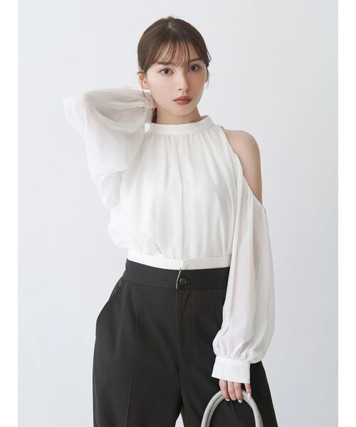 MERCURYDUO(マーキュリーデュオ)の「シフォンアメスリオフショルブラウス(シャツ/ブラウス・レディース・ベビーピンク/オフホワイト/ライトグレー・FREE)」の10枚目の写真
