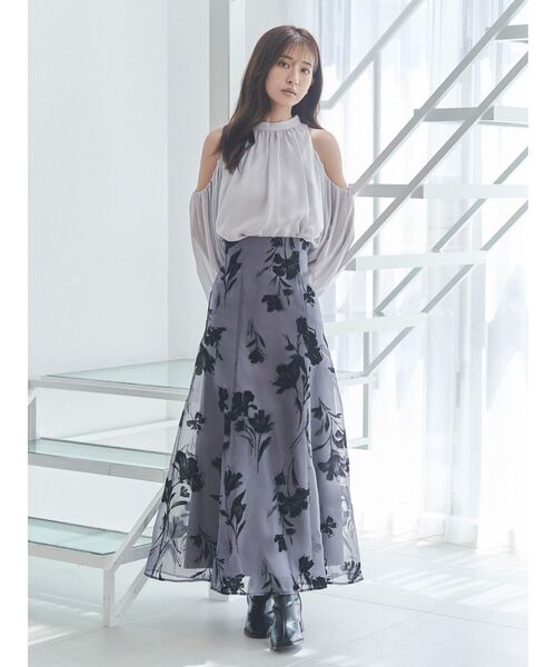 MERCURYDUO(マーキュリーデュオ)の「シフォンアメスリオフショルブラウス(シャツ/ブラウス・レディース・ベビーピンク/オフホワイト/ライトグレー・FREE)」の11枚目の写真