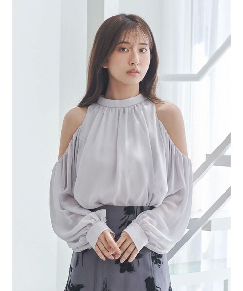 MERCURYDUO(マーキュリーデュオ)の「シフォンアメスリオフショルブラウス(シャツ/ブラウス・レディース・ベビーピンク/オフホワイト/ライトグレー・FREE)」の13枚目の写真