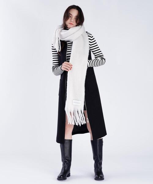 To b. by agnes b.（トゥービーバイアニエスベー）の「カラー マフラー（マフラー・レディース・ホワイト系その他・FREE）」の7枚目の写真