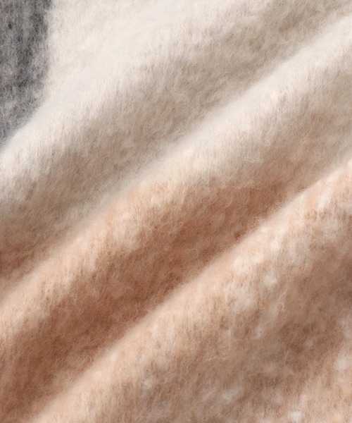 VIS（ビス）の「ふわふわフリンジチェックマフラー/静電気防止（マフラー・レディース・チャコールグレー/イエロー系その他2/ブラウン系その他3/ブルー系その他4・FREE）」の17枚目の写真