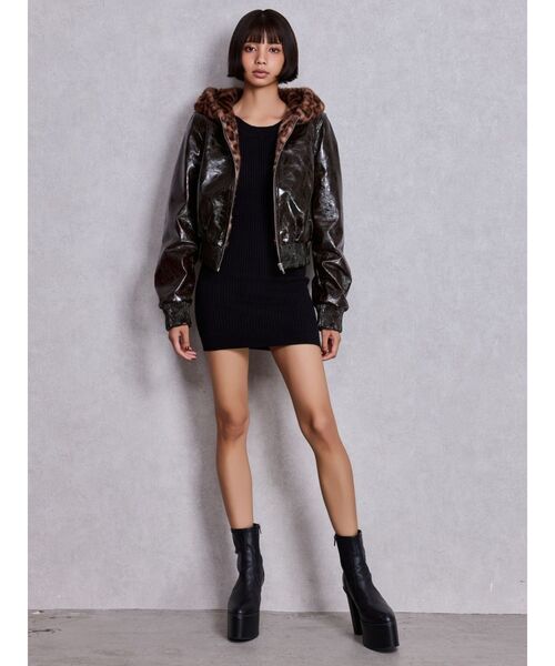 GYDA(ジェイダ)の「Hoodie フェイクレザーコート(ダウンジャケット/コート・レディース・その他1/アイボリー/ブラック・FREE)」の5枚目の写真