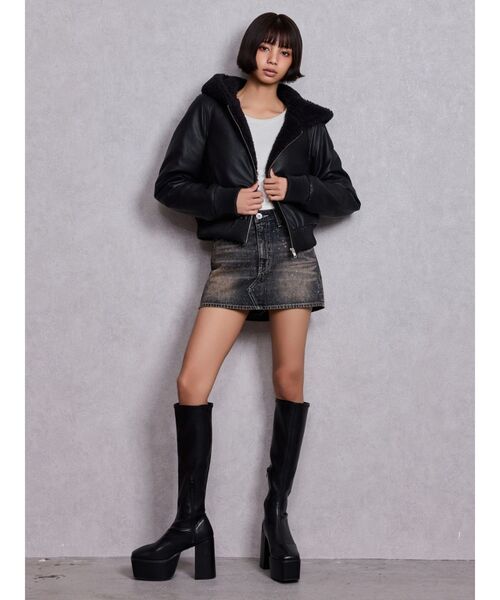 GYDA(ジェイダ)の「Hoodie フェイクレザーコート(ダウンジャケット/コート・レディース・その他1/アイボリー/ブラック・FREE)」の9枚目の写真