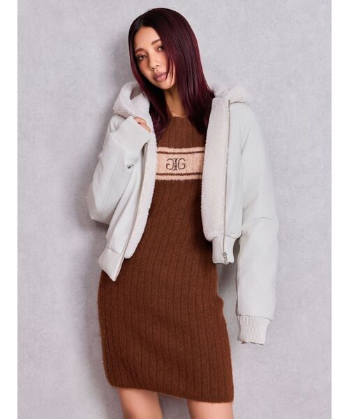 GYDA(ジェイダ)の「Hoodie フェイクレザーコート(ダウンジャケット/コート・レディース・その他1/アイボリー/ブラック・FREE)」の11枚目の写真