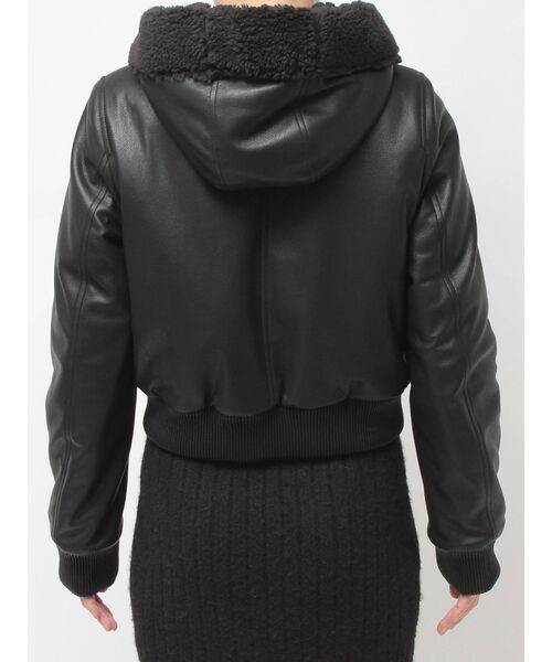 GYDA(ジェイダ)の「Hoodie フェイクレザーコート(ダウンジャケット/コート・レディース・その他1/アイボリー/ブラック・FREE)」の17枚目の写真