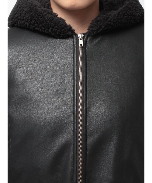 GYDA(ジェイダ)の「Hoodie フェイクレザーコート(ダウンジャケット/コート・レディース・その他1/アイボリー/ブラック・FREE)」の18枚目の写真