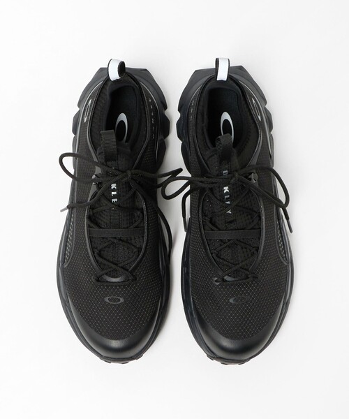 OAKLEY(オークリー)の「<OAKLEY>LIGHT SHIELD スニーカー(スニーカー・メンズ・ブラック・8/9/10)」の4枚目の写真