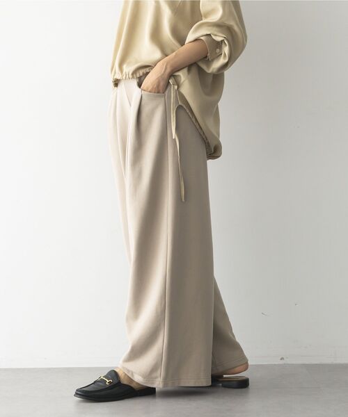 GARAGE OF GOOD CLOTHING（ガレージオブグッドクロージング）の「【日本製】裏毛２タックバレルパンツ（その他パンツ・レディース・ベージュ系その他2/ライトカーキ/杢グレー・FREE）」の9枚目の写真