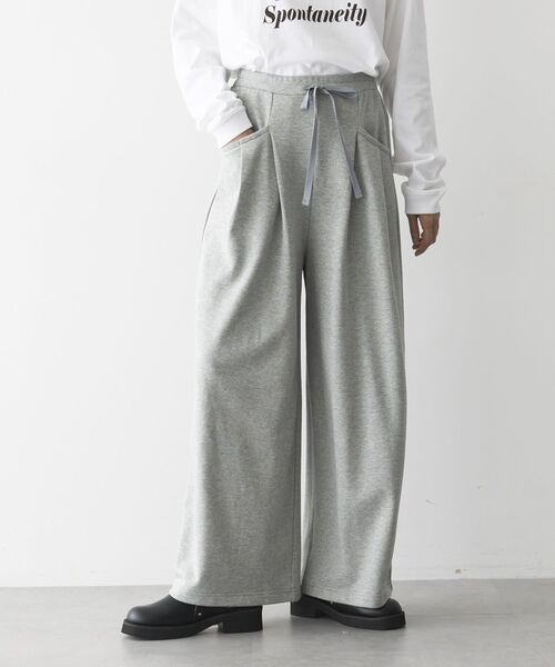 GARAGE OF GOOD CLOTHING（ガレージオブグッドクロージング）の「【日本製】裏毛２タックバレルパンツ（その他パンツ・レディース・ベージュ系その他2/ライトカーキ/杢グレー・FREE）」の12枚目の写真