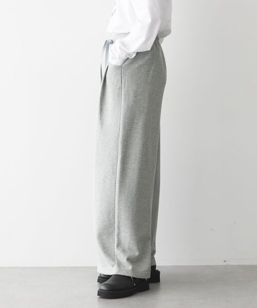 GARAGE OF GOOD CLOTHING（ガレージオブグッドクロージング）の「【日本製】裏毛２タックバレルパンツ（その他パンツ・レディース・ベージュ系その他2/ライトカーキ/杢グレー・FREE）」の14枚目の写真