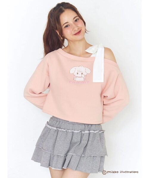 CALNAMUR（カルナムール）の「【mikkoコラボ】ワンショルダーリボンプルオーバー（スウェット・レディース・ピンク/オフホワイト/グレー・FREE）」の8枚目の写真