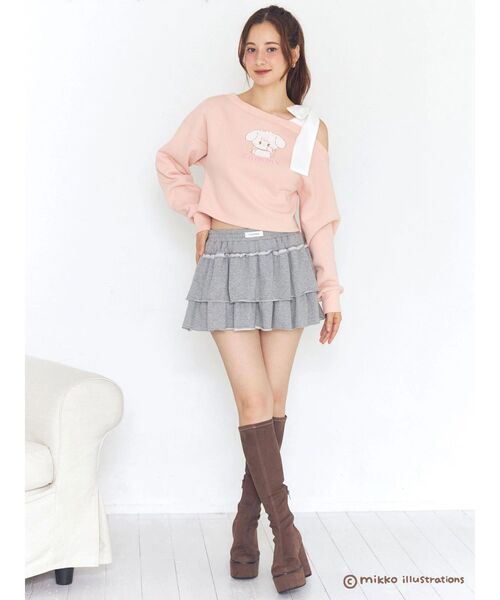 CALNAMUR（カルナムール）の「【mikkoコラボ】ワンショルダーリボンプルオーバー（スウェット・レディース・ピンク/オフホワイト/グレー・FREE）」の13枚目の写真